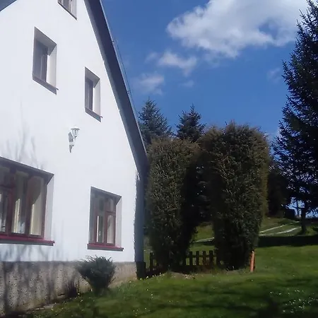 Buko Červený Kostelec