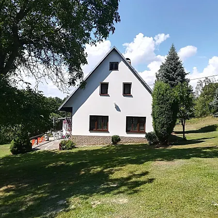 Buko Červený Kostelec
